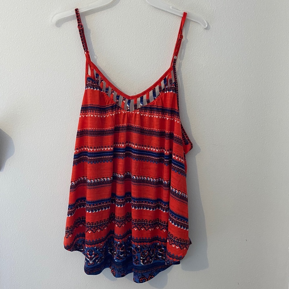 Patterned tank - Picture 3 of 3